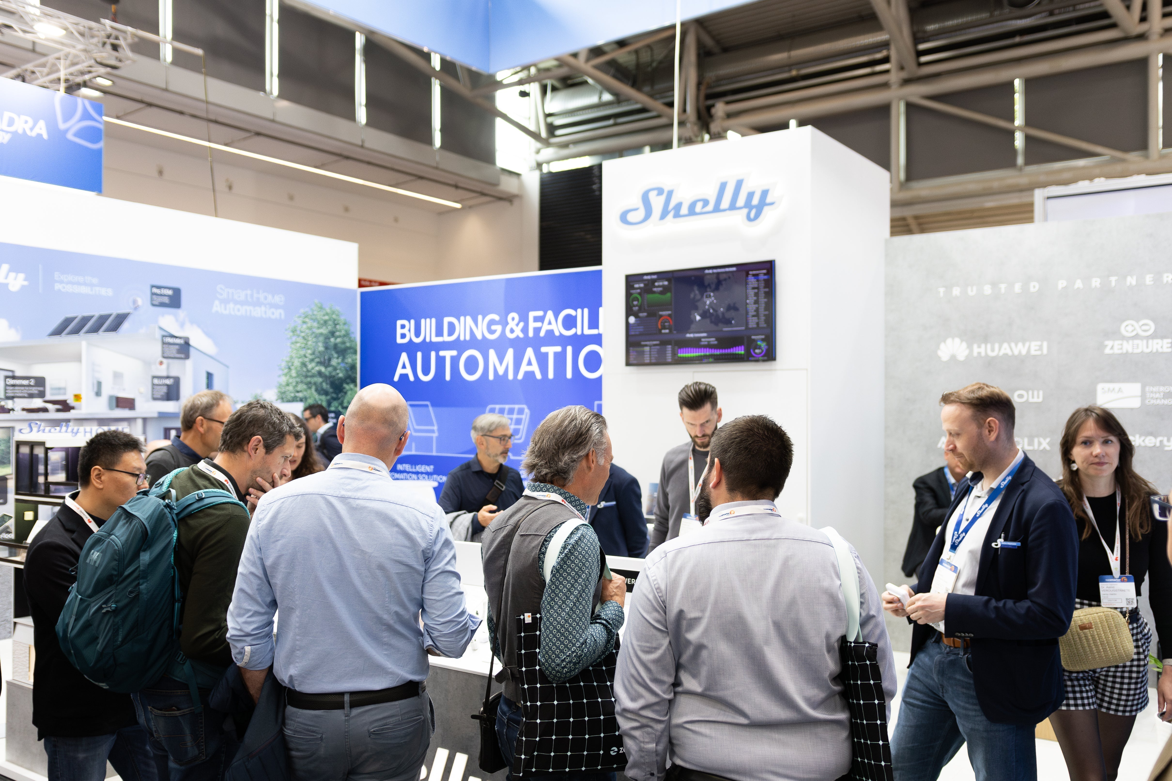 Shelly Group Debuts Prototypes at Intersolar