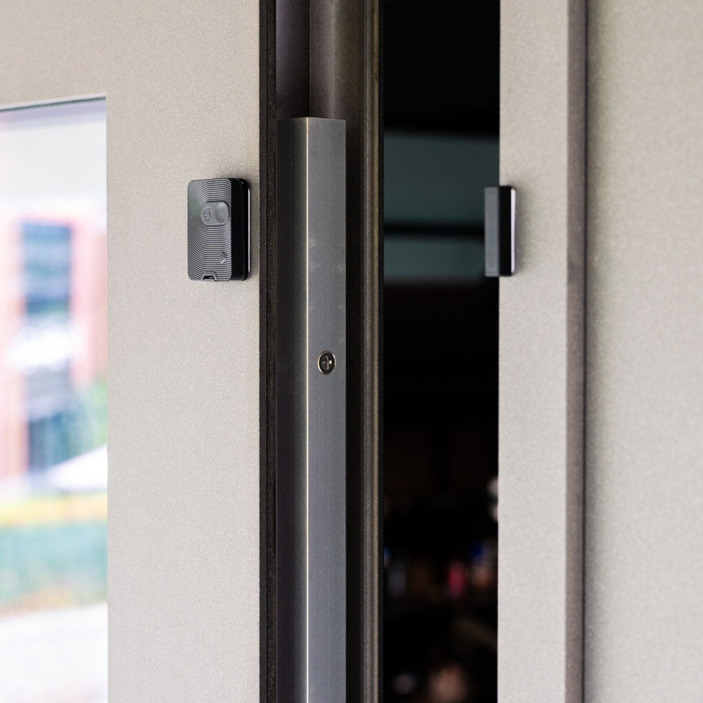 Shelly BLU Door/Window Outdoor ZB Black